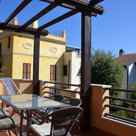 Garda Village