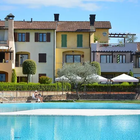 Ferienhaus Garda Village *